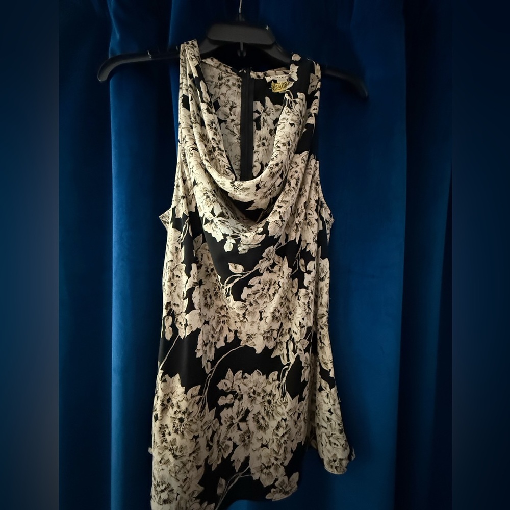 Banana Republic Black and White Asymmetrical Sleeveless Tank Top